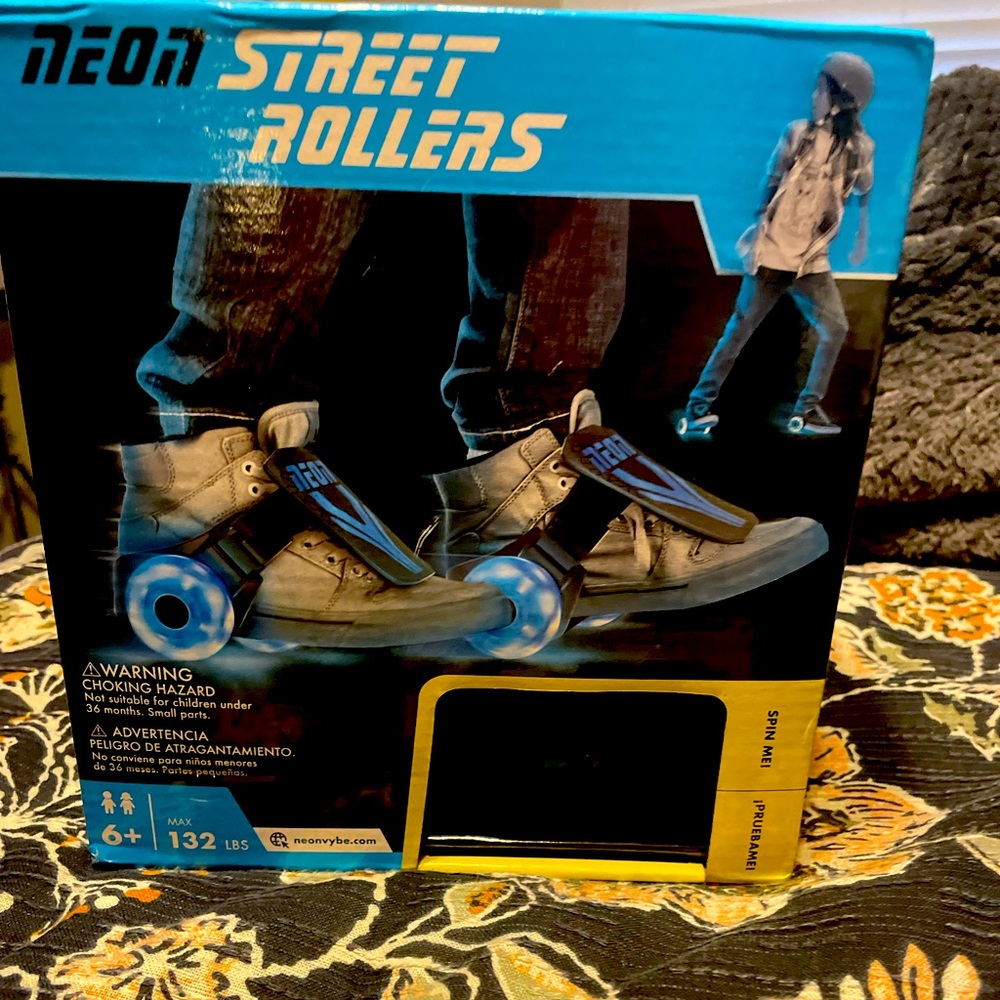 Neonvybe street roller shoe attachment for ages 6 and up, blue